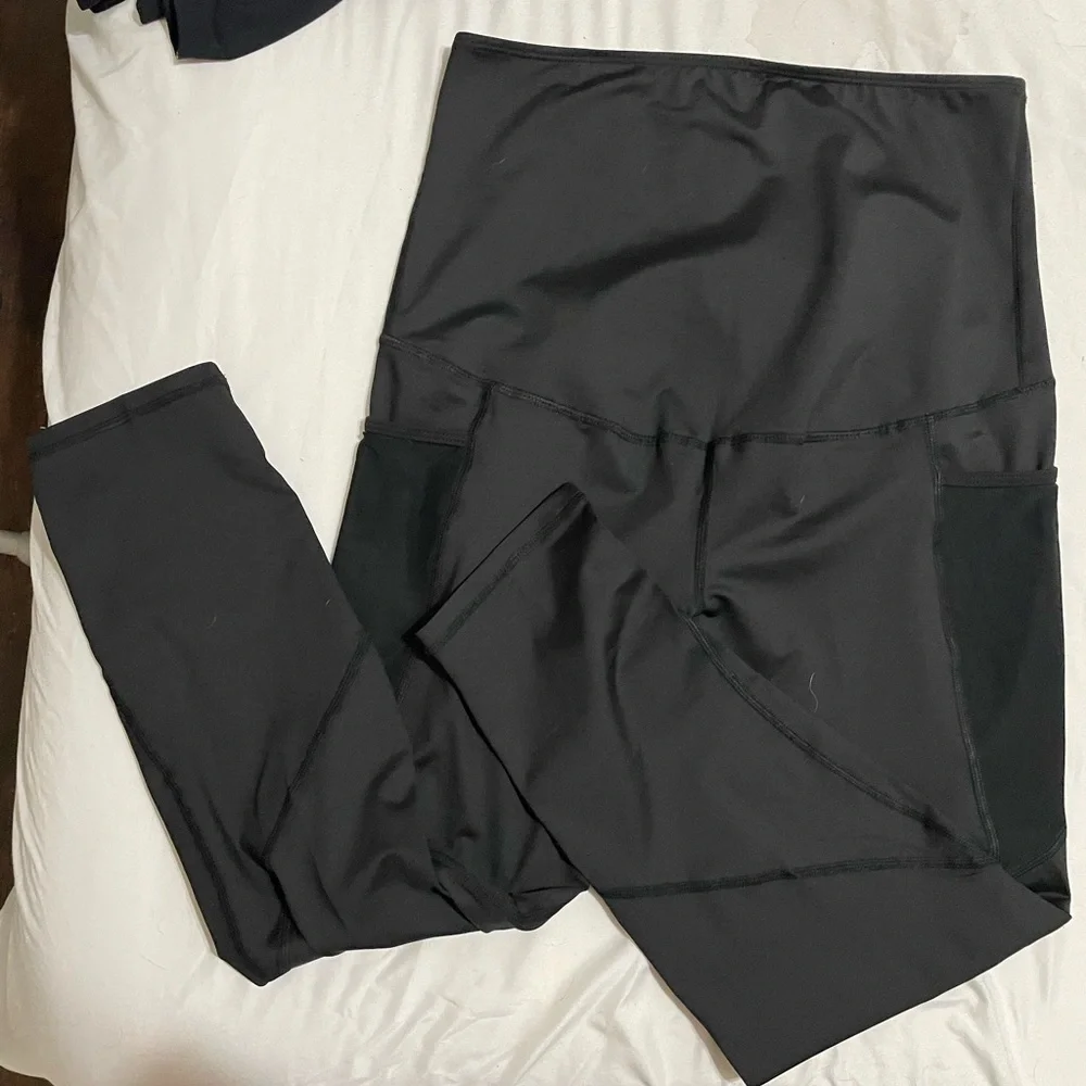 MATERNITY BUNDLE 2 Athletic Maternity Black Leggings Size Large L - Picture 3 of 6